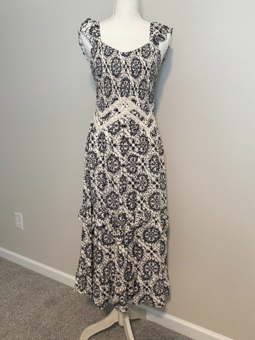 NWT Maurices Bare Medallion Ruffle Strap Midi Dress Size S - Picture 4 of 9